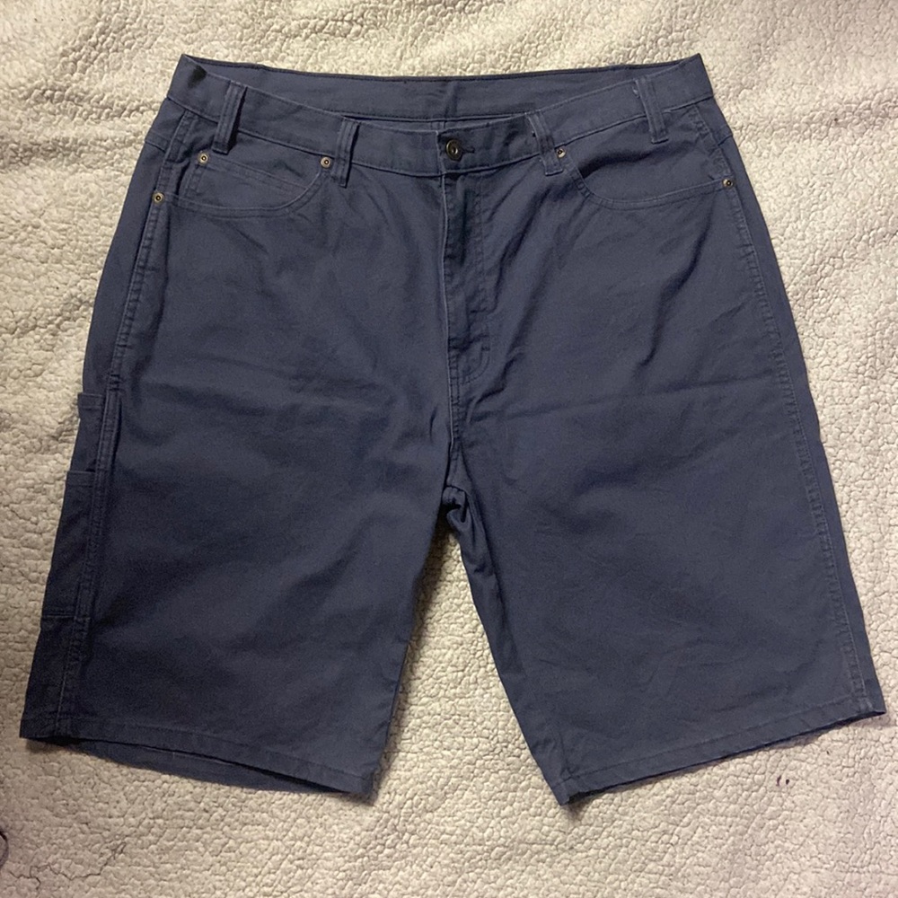 NWOT Dickies work shorts size 38. Blue in color, 98%cotton 2%spandex for stretch